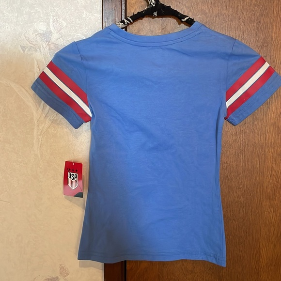 NWT Child’s T-shirt for girls - Picture 2 of 5